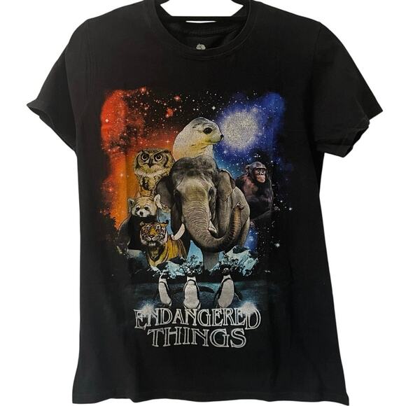 Movie and TV Reseller’s Bundle of 6 Shirts Varying Sizes - Picture 4 of 8